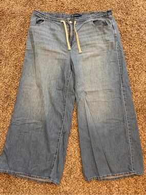 High Rise SuperLight Pull-On Baggy Jeans